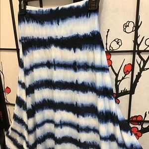 LuLaRoe Azure skirt -tie dye print